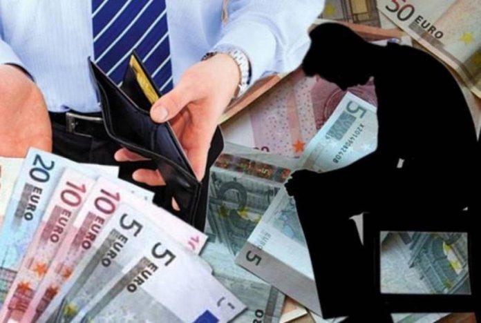 Τα «μυστικά» για τη δήλωση των τόκων καταθέσεων στις φορολογικές δηλώσεις Τα «μυστικά» για τη δήλωση των τόκων καταθέσεων στις φορολογικές δηλώσεις