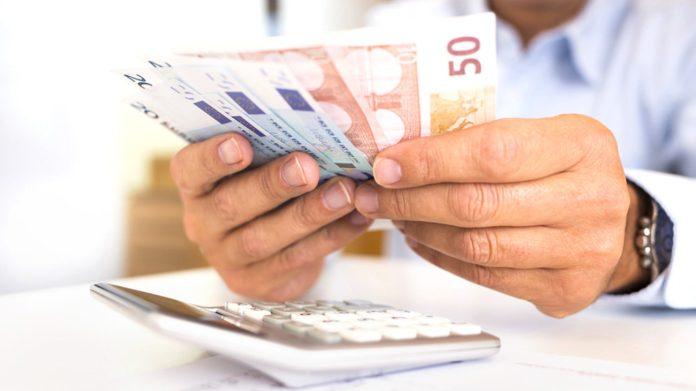 Λήγει η προθεσμία ρύθμισης για ληξιπρόθεσμες οφειλές στους δήμους Η εφορία «κάνει» συμψηφισμούς με οφειλές
