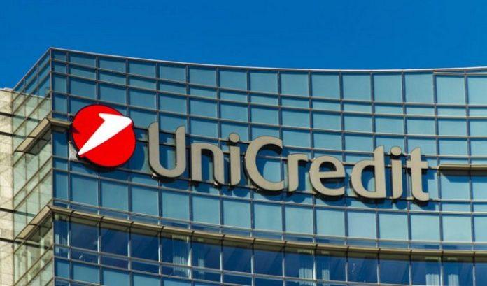 Τα έσοδα της UniCredit το 4ο τρίμηνο αυξήθηκαν κατά 4,6% στα €5,98 δισ. Τα έσοδα της UniCredit το 4ο τρίμηνο αυξήθηκαν κατά 4,6% στα €5,98 δισ.