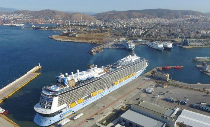 Αύξηση κατά 16.5% η διακίνηση επιβατών στα ελληνικά λιμάνια Αύξηση κατά 16.5% η διακίνηση επιβατών στα ελληνικά λιμάνια