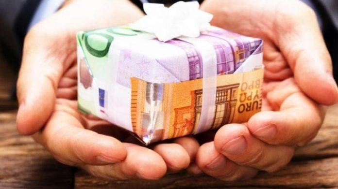 Νέες προθεσμίες στους εργοδότες για Δώρα Νέες προθεσμίες στους εργοδότες για Δώρα