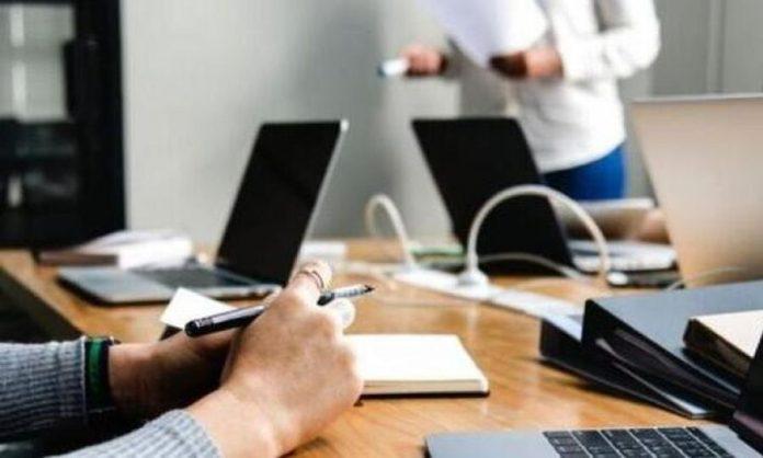 Στη Βουλή το νομοσχέδιο για την τηλεργασία στο Δημόσιο Στη Βουλή το νομοσχέδιο για την τηλεργασία στο Δημόσιο