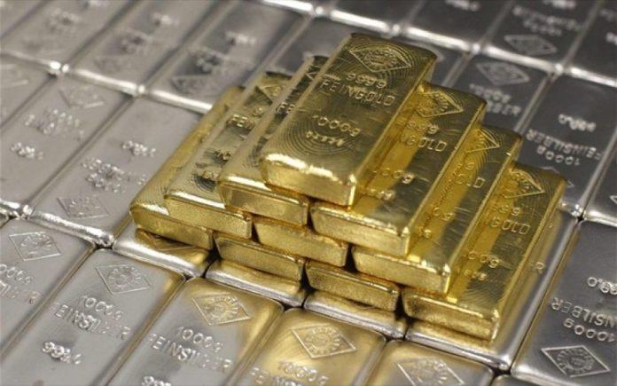 Ο χρυσός σκαρφαλώνει σε υψηλό σχεδόν τριών μηνών μετά τις δηλώσεις Τραμπ Ο χρυσός σκαρφαλώνει σε υψηλό σχεδόν τριών μηνών μετά τις δηλώσεις Τραμπ