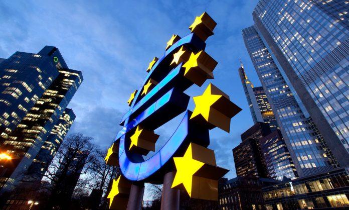 Ευρωζώνη: Ανάπτυξη 5,3% το 2021, 4% το 2022 και 2,7% το 2023 προβλέπει η Κομισιόν Ευρωζώνη: Ανάπτυξη 5,3% το 2021, 4% το 2022 και 2,7% το 2023 προβλέπει η Κομισιόν