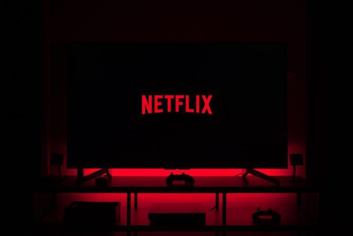 Netflix: Ξεκίνησε η έξτρα χρέωση σε όσους «μοιράζονται» κωδικούς Netflix: Ξεκίνησε η έξτρα χρέωση σε όσους «μοιράζονται» κωδικούς