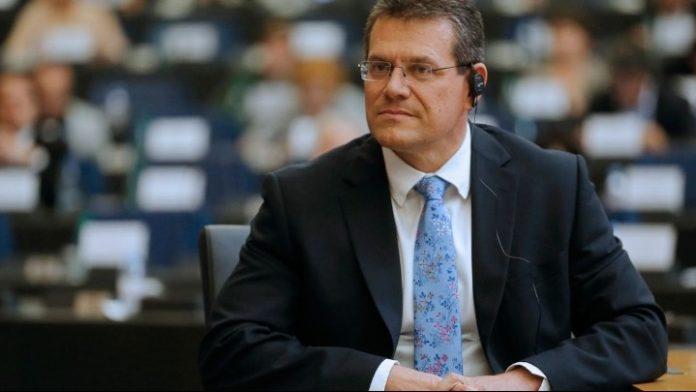 Μ. Σέφκοβιτς: Σχοινάς, Γιόχανσον και Λέναρσιτς ενημέρωσαν το Σώμα των Επιτρόπων για την Μόρια Μ. Σέφκοβιτς: Σχοινάς, Γιόχανσον και Λέναρσιτς ενημέρωσαν το Σώμα των Επιτρόπων για την Μόρια