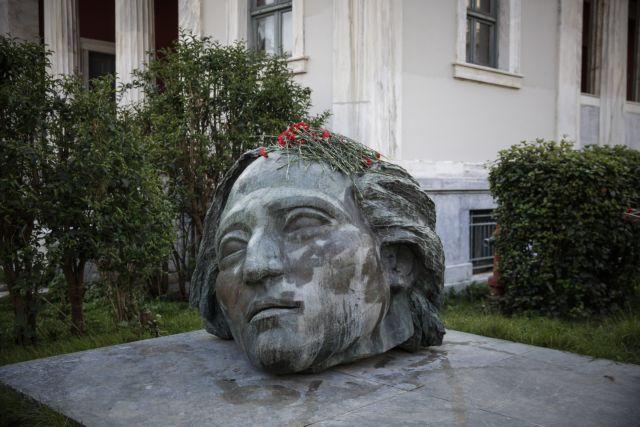 Δρακόντεια μέτρα για το Πολυτεχνείο – Aπαγόρευση συγκεντρώσεων άνω των 4 ατόμων Δρακόντεια μέτρα για το Πολυτεχνείο – Aπαγόρευση συγκεντρώσεων άνω των 4 ατόμων