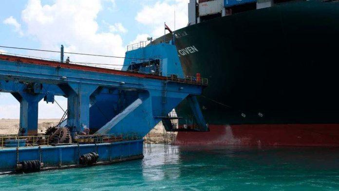 Το Σουέζ δείχνει πόσο ευάλωτος είναι ακόμη και σήμερα ο παγκόσμιος πολιτισμός Το Σουέζ δείχνει πόσο ευάλωτος είναι ακόμη και σήμερα ο παγκόσμιος πολιτισμός