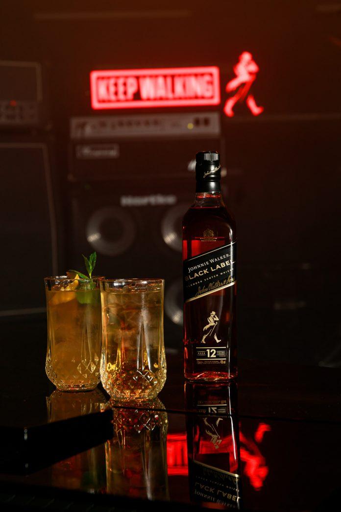 To Johnnie Walker και ο Κωνσταντίνος Αργυρός στηρίζουν τη live μουσική To Johnnie Walker και ο Κωνσταντίνος Αργυρός στηρίζουν τη live μουσική