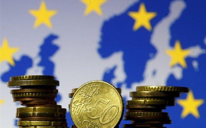 Αντιμέτωπη με την ύφεση κινδυνεύει να βρεθεί ξανά η Ευρωζώνη Αντιμέτωπη με την ύφεση κινδυνεύει να βρεθεί ξανά η Ευρωζώνη