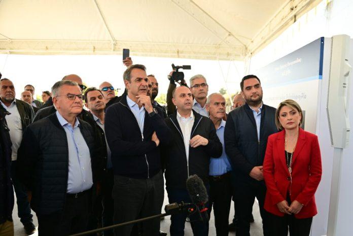Υπεγράφη η σύμβαση για την κατασκευή του σιδηροδρομικού έργου στο τμήμα Ροδοδάφνη – Ρίο Υπεγράφη η σύμβαση για την κατασκευή του σιδηροδρομικού έργου στο τμήμα Ροδοδάφνη – Ρίο