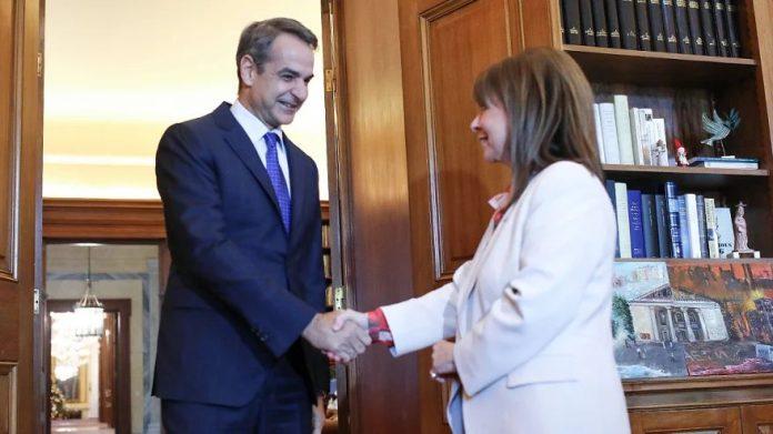 Τι συζήτησαν στο Προεδρικό Μέγαρο Μητσοτάκης και Σακελλαροπούλου; Τι συζήτησαν στο Προεδρικό Μέγαρο Μητσοτάκης και Σακελλαροπούλου;
