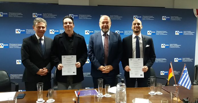 Ελληνική Ζυθοποιία Αταλάντης: Αποφοίτησαν οι πρώτοι σπουδαστές της Διττής Επαγγελματικής Εκπαίδευσης Ελληνική Ζυθοποιία Αταλάντης: Αποφοίτησαν οι πρώτοι σπουδαστές της Διττής Επαγγελματικής Εκπαίδευσης