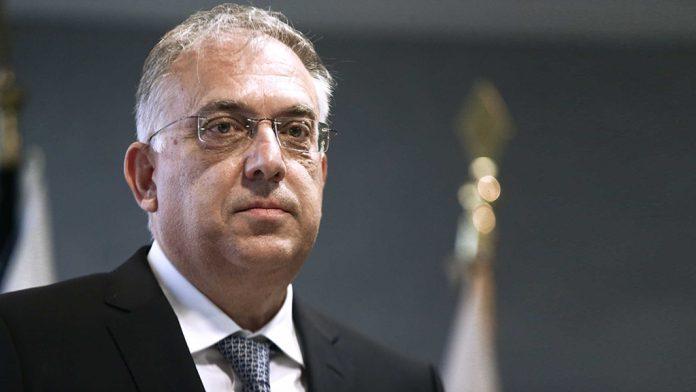 Θεοδωρικάκος: «Η Μύκονος δεν έχει δικό της νόμο» (video) Θεοδωρικάκος: «Η Μύκονος δεν έχει δικό της νόμο» (video)