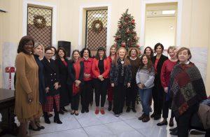 Ξενάγηση δεκαοκτώ γυναικών Πρέσβεων σε τοπόσημα και χώρους Πολιτισμού του Δήμου Πειραιά Ξενάγηση δεκαοκτώ γυναικών Πρέσβεων σε τοπόσημα και χώρους Πολιτισμού του Δήμου Πειραιά