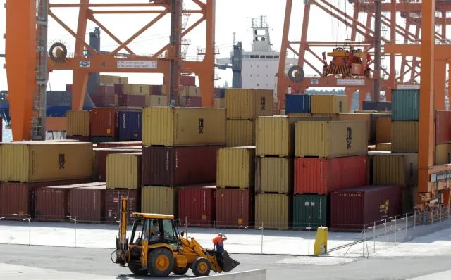 Κίνα: Aύξηση 65% κατέγραψαν οι εξαγωγές ημιφορτηγών Κίνα: Aύξηση 65% κατέγραψαν οι εξαγωγές ημιφορτηγών