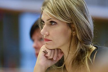 Ε.Καϊλή: Ενώπιον της Επιτροπής για βουλευτικές αποζημιώσεις και αμοιβές Η Εύα Καϊλή μπορεί να ασκήσει πλήρως τα δικαιώματα της ως μέλος του ΕΚ