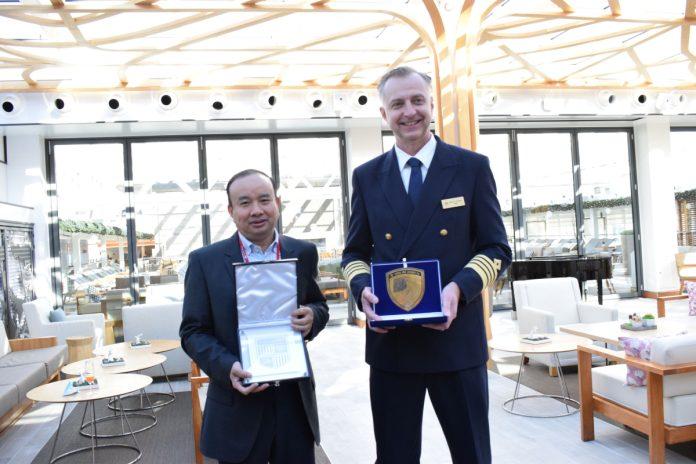 ΟΛΠ Α.Ε.: Κατέφθασε στο Λιμάνι του Πειραιά το Viking Sky – Πρώτο κρουαζιερόπλοιο για τη νέα χρονιά ΟΛΠ Α.Ε.: Κατέφθασε στο Λιμάνι του Πειραιά το Viking Sky – Πρώτο κρουαζιερόπλοιο για τη νέα χρονιά