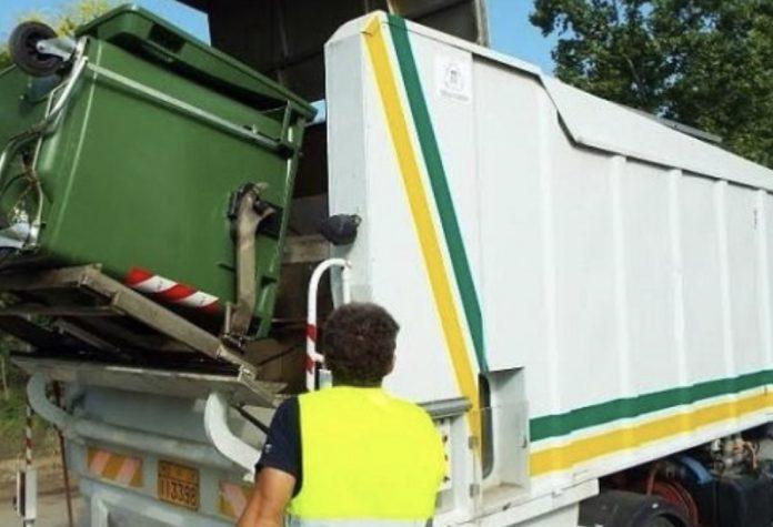 Ένα τραγικό ατύχημα αλλάζει τον τρόπο αποκομιδής απορριμμάτων στην Πελοπόννησο Ένα τραγικό ατύχημα αλλάζει τον τρόπο αποκομιδής απορριμμάτων στην Πελοπόννησο