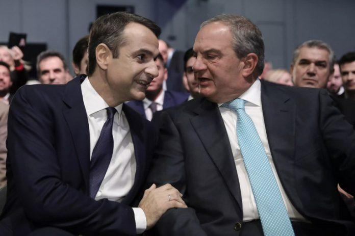 Ο «Μυστικός Δείπνος» Μητσοτάκη – Καραμανλή και η «μεταγραφή» από τις Σέρρες Ο «Μυστικός Δείπνος» Μητσοτάκη – Καραμανλή και η «μεταγραφή» από τις Σέρρες