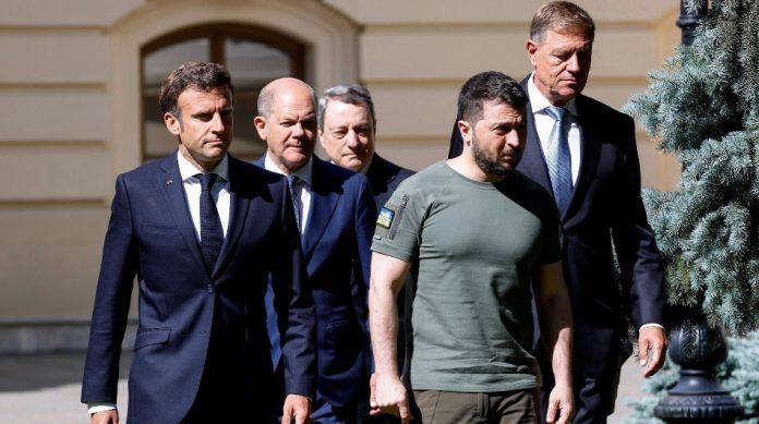 Μακρόν και Σολτς διαβεβαίωσαν τον Ζελένσκι πως θα συνεχίσουν να ενισχύουν την Ουκρανία Μακρόν και Σολτς διαβεβαίωσαν τον Ζελένσκι πως θα συνεχίσουν να ενισχύουν την Ουκρανία