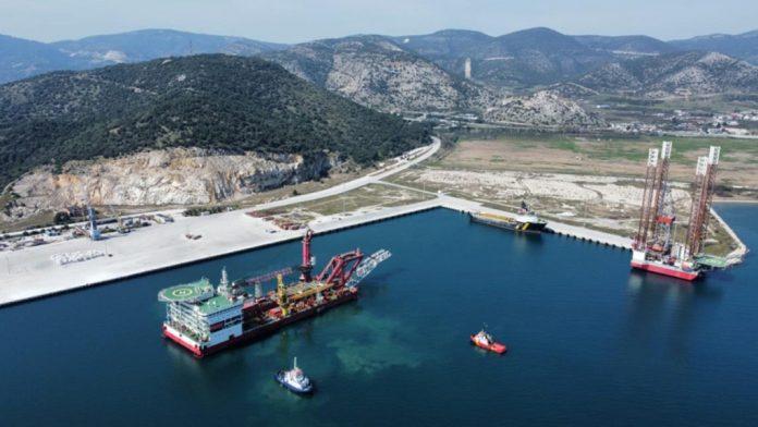 Ξεκινά η εγκατάσταση της εξέδρας Λάμδα στον Κόλπο της Καβάλας Ξεκινά η εγκατάσταση της εξέδρας Λάμδα στον Κόλπο της Καβάλας