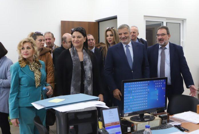 Καινοτόμα εφαρμογή για την ταχύτερη εξυπηρέτηση των πολιτών(video) Καινοτόμα εφαρμογή για την ταχύτερη εξυπηρέτηση των πολιτών(video)
