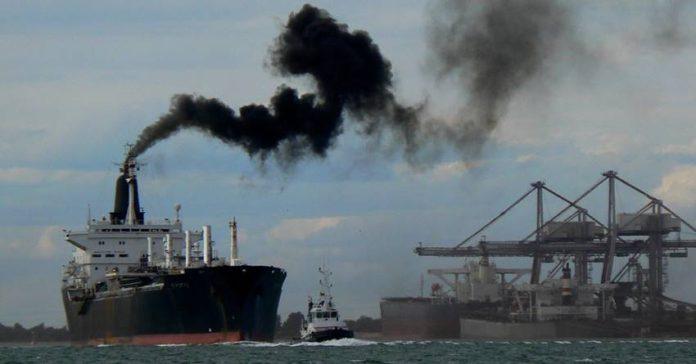 Mείωση εκπομπών και στη ναυτιλία θέλει η Ευρώπη Mείωση εκπομπών και στη ναυτιλία θέλει η Ευρώπη