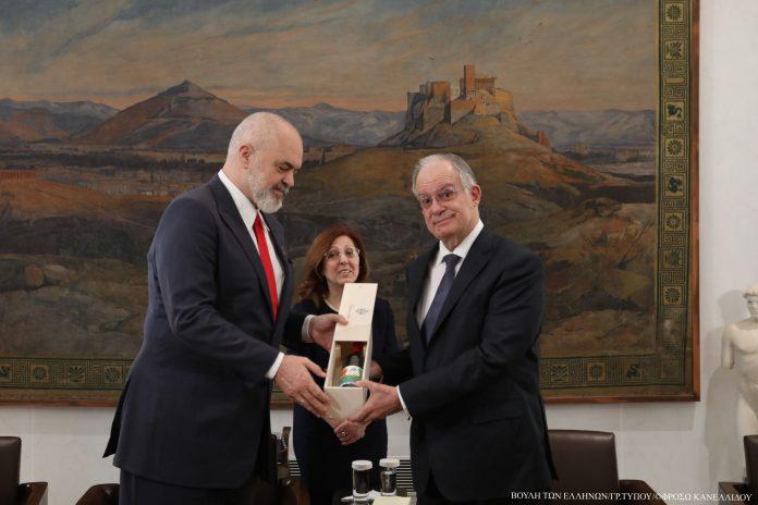 Συνάντηση του ΠτΒ με τον Αλβανό πρωθυπουργό Συνάντηση του ΠτΒ με τον Αλβανό πρωθυπουργό