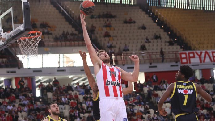 Στο ρελαντί το 1-0 ο Ολυμπιακός στα play-off της Basket League Στο ρελαντί το 1-0 ο Ολυμπιακός στα play-off της Basket League