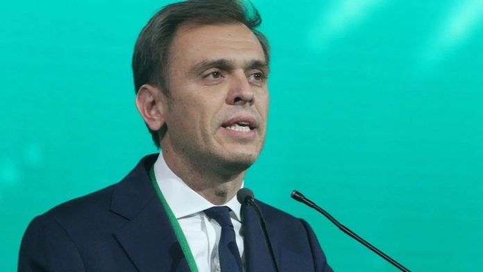 Μάντζος: «Το στόμα που έβριζε το ΠΑΣΟΚ, είναι το στόμα της κυβέρνησης» Μάντζος: «Το στόμα που έβριζε το ΠΑΣΟΚ, είναι το στόμα της κυβέρνησης»