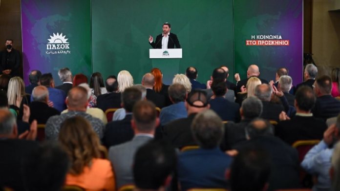Ανδρουλάκης: «Δεν θα πω εγώ ποιος θα είναι πρωθυπουργός» Ανδρουλάκης: «Δεν θα πω εγώ ποιος θα είναι πρωθυπουργός»