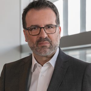 <img src="Θανάσης-Στράτος-Chief-Customer-Operations-Officer-του-Ομίλου-ΟΤE.jpg" alt="η-cosmote-αναβαθμίζει">