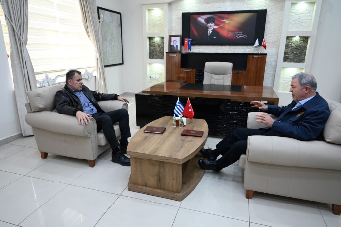 Ν. Παναγιωτόπουλος: Στήριξη στη γείτονα χώρα Ν. Παναγιωτόπουλος: Στήριξη στη γείτονα χώρα