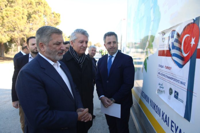 500 τόνοι φιλανθρωπικής βοήθειας στην Τουρκία (video) 500 τόνοι φιλανθρωπικής βοήθειας στην Τουρκία
