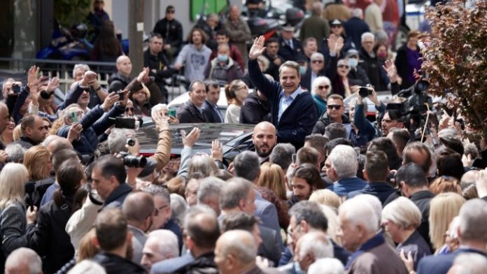 Κυρ. Μητσοτάκης: «Αποδείξαμε, όμως, ότι μπορούμε να κρατάμε το τιμόνι της χώρας σταθερό» Κυρ. Μητσοτάκης: «Αποδείξαμε, όμως, ότι μπορούμε να κρατάμε το τιμόνι της χώρας σταθερό»