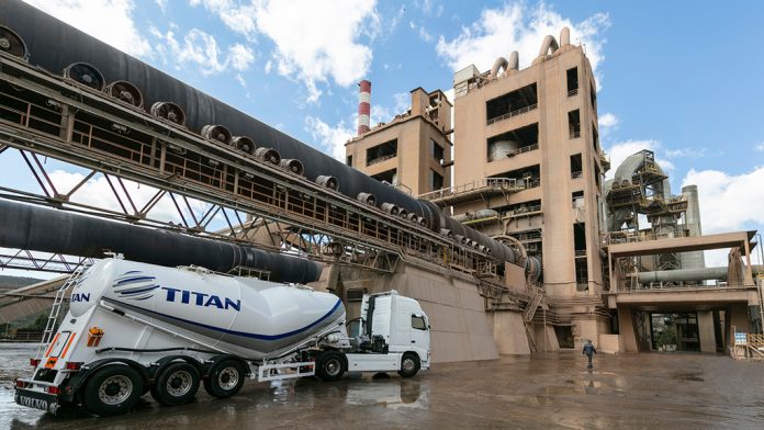 Τitan: Εντυπωσιακή υπερκάλυψη και φθηνή χρηματοδότηση στο νέο ομόλογο 350 εκατ. ευρώ Τitan: Εντυπωσιακή υπερκάλυψη και φθηνή χρηματοδότηση στο νέο ομόλογο 350 εκατ. ευρώ