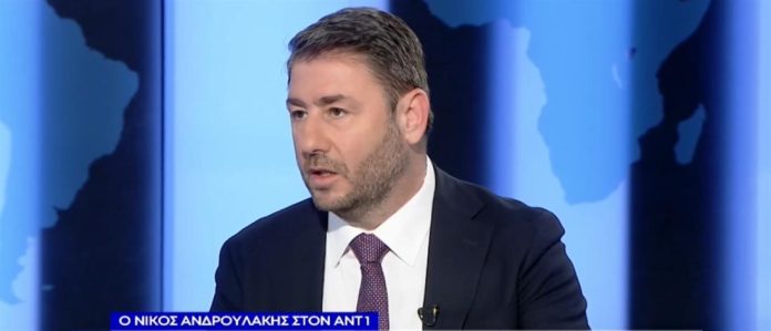 Ανδρουλάκης: «Το ΠΑΣΟΚ είναι απέναντι στις πρακτικές Μητσοτάκη και Τσίπρα» Ανδρουλάκης: «Το ΠΑΣΟΚ είναι απέναντι στις πρακτικές Μητσοτάκη και Τσίπρα»