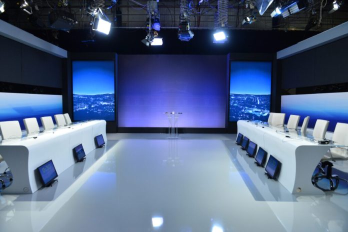 Στον «αέρα» το ντιμπέιτ – Συνεδριάζουν εκτάκτως οι εκπρόσωποι των κομμάτων Στον «αέρα» το ντιμπέιτ – Συνεδριάζουν εκτάκτως οι εκπρόσωποι των κομμάτων