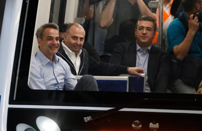 Τη δοκιμαστική διαδρομή του μετρό Θεσσαλονίκης έκανε ο Κυριάκος Μητσοτάκης Τη δοκιμαστική διαδρομή του μετρό Θεσσαλονίκης έκανε ο Κυριάκος Μητσοτάκης