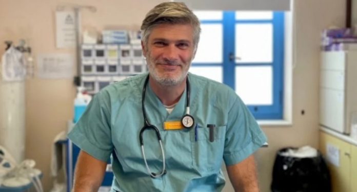 Παίρνει πίσω την παραίτησή του ο «γιατρός της Σερίφου»