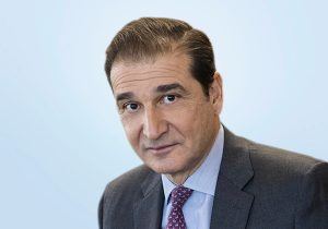 <img src="Γενικός-Διευθυντής-Μικρομεσαίων-Μεσαίων-και-Ναυτιλιακών-Επιχειρήσεων-της-Εθνικής-Τράπεζας-Γεώργιος-Κουτσουδάκης.png" alt="πράσινη-μετάβαση">