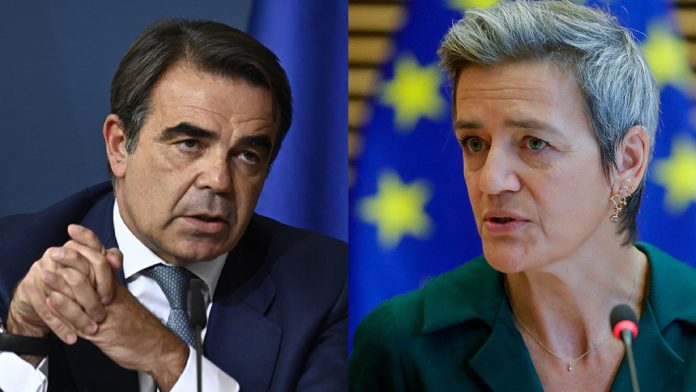 ΕΕ: Επιπλέον αρμοδιότητες για τον Μ. Σχοινά και την Μ. Βεστάγκερ