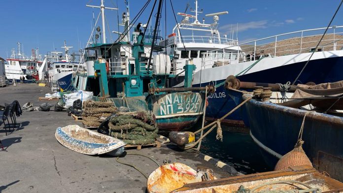 Εναλεία και ΟΚΑΑ καθαρίζουν την θάλασσα και τις Ιχθυόσκαλες Εναλεία και ΟΚΑΑ καθαρίζουν την θάλασσα και τις Ιχθυόσκαλες