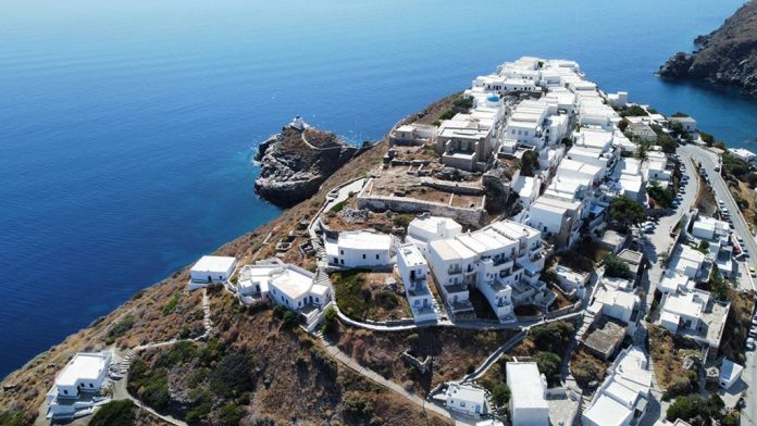 Σε 4,8 εκατομμύρια ανήλθαν οι Έλληνες που πραγματοποίησαν τουλάχιστον ένα ταξίδι πέρυσι σύμφωνα με την ΕΛΣΤΑΤ Σε 4,8 εκατομμύρια ανήλθαν οι Έλληνες που πραγματοποίησαν τουλάχιστον ένα ταξίδι πέρυσι σύμφωνα με την ΕΛΣΤΑΤ