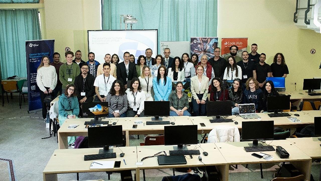 <img src="Skilling-Future-Digital-Innovators-του-CDI-Pfizer.jpg" alt="νέο-εκπαιδευτικό-πρόγραμμα">
