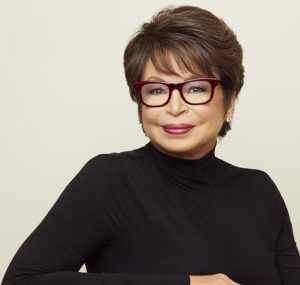 <img src="Valerie-Jarrett-Διευθύνουσα-Σύμβουλος-του-Obama-Foundation.jpg" alt="δωρεά-ύψους-26-εκατ">