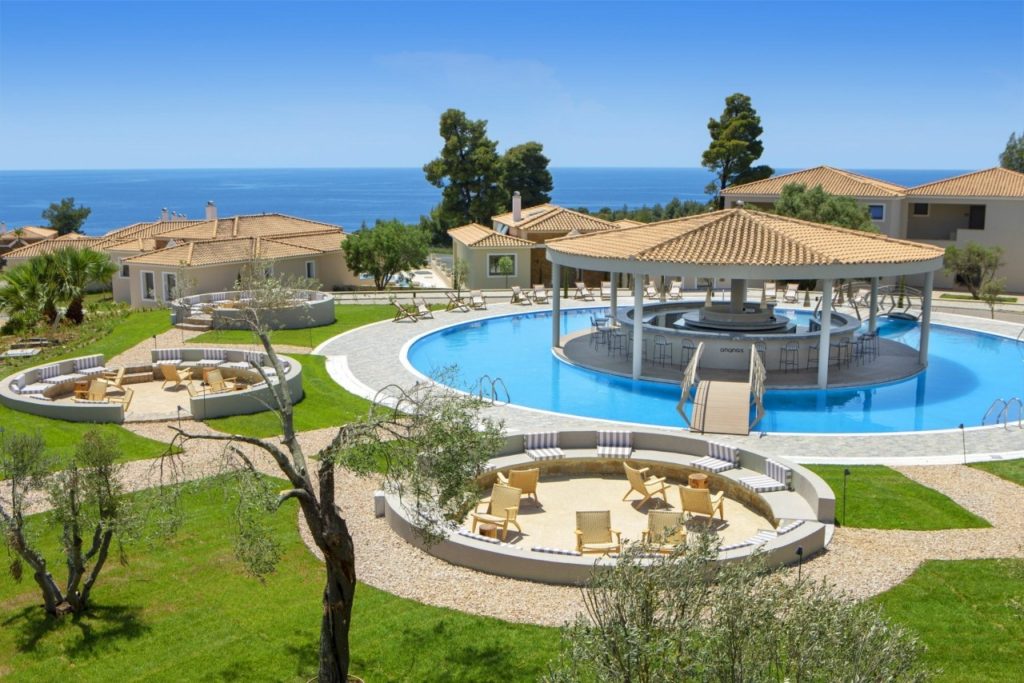 <img src="Zeus-Ajul-Luxury-Hotel-Spa-Resort-Χαλκιδική1.jpg" alt="νέο-πολυτελές-ξενοδοχείο-στη">