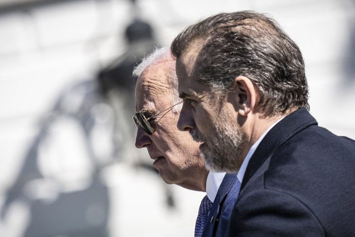 Ο γιος του Μπάιντεν, δήλωσε ένοχος για φοροδιαφυγή και παράνομη κατοχή όπλου Ο γιος του Μπάιντεν, δήλωσε ένοχος για φοροδιαφυγή και παράνομη κατοχή όπλου