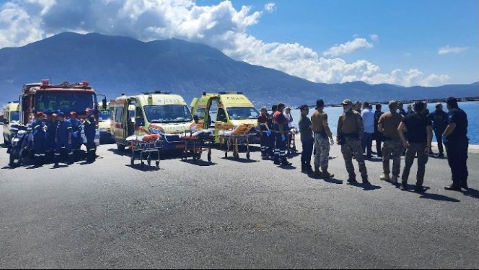 Ολονύχτια επιχείρηση έρευνας και διάσωσης μετά το ναυάγιο στην Πύλο Ολονύχτια επιχείρηση έρευνας και διάσωσης μετά το ναυάγιο στην Πύλο